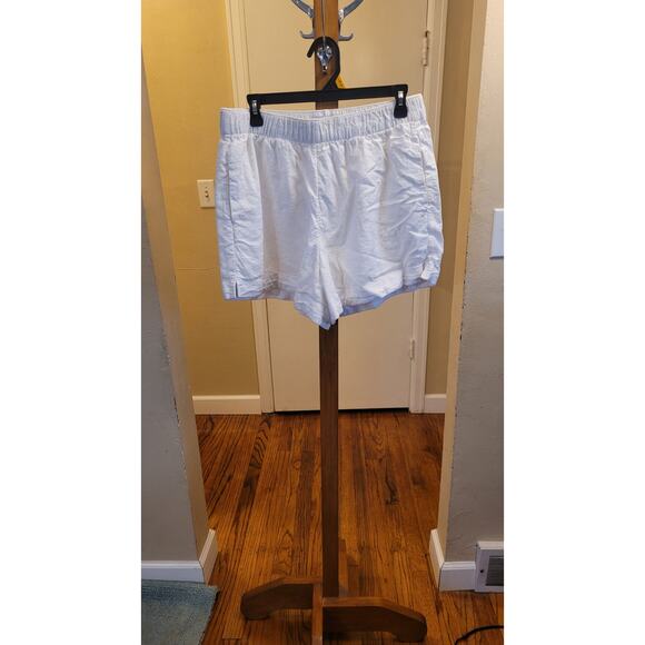 Short Bundle (Old Navy, H&M, & Abercrombie) Large - Picture 2 of 13